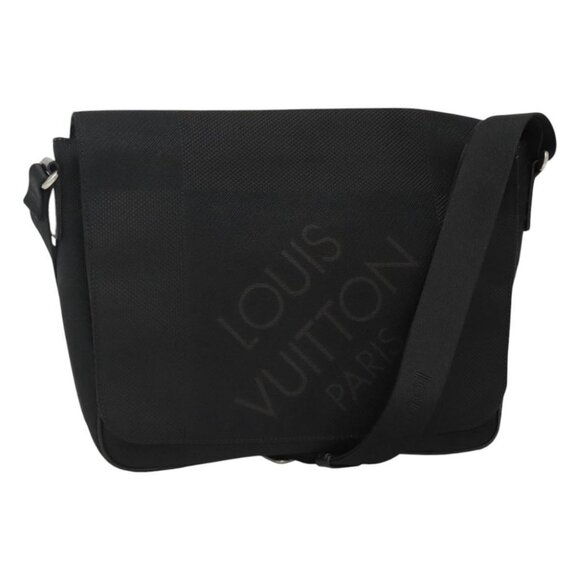 LOUIS VUITTON Damier Geant Messager NM Shoulder Bag Noir - Picture 2 of 16